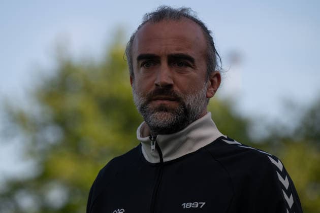 26.08.2026, GER, Fussball, Regionalliga Nord, 5.Spieltag, Saison 2026 2027, Todesfelde, Joda-Sportpark, SV Todesfelde vs VfB Oldenburg, Dario FOSSI ( VfB Oldenburg Trainer Coach ) Todesfelde Joda-Sportpark Schleswig-Holstein Deutschland Copyright: xnordphotoxGmbHx xRojahnx