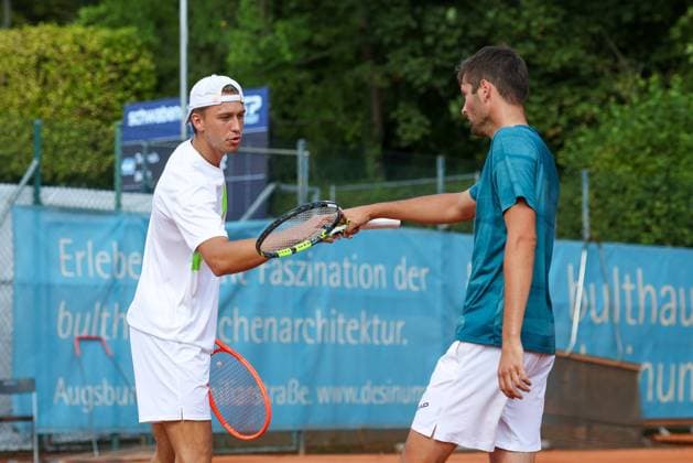 im Bild, Tom Bittner (GER) und Noah Thurner (GER), Alec Beckley (ZAF) Vasilios Caripi (ZAF) vs. Tom Bittner (GER) Noah Thurner (GER), ATP, Tennis Herren Challenger Schwaben Open, Herren, Doppel, Tennis, Achtelfinale, 26.08.2026 Augsburg Bayern Deutschland