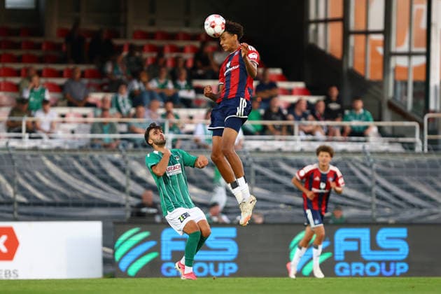 10 Dardan Karimani (VfB Lübeck), 25 Jason Bissi-Mouelle (Hamburger SV U21, U 21 Fußball I Herren I Regionalliga Nord I Saison 2026-2027 I 5. Spieltag I VfB Lübeck - Hamburger SV U21 I 26.08.2026 I Stadion an der Lohmühle *** 10 Dardan Karimani, VfB Lübeck, 25 Jason Bissi Mouelle Hamburger SV U21 Soccer I Men I Regionalliga Nord I 2026–2027 Season I Matchday 5 I VfB Lübeck vs. Hamburger SV U21 I August 26, 2026 I Stadion an der Lohmühle