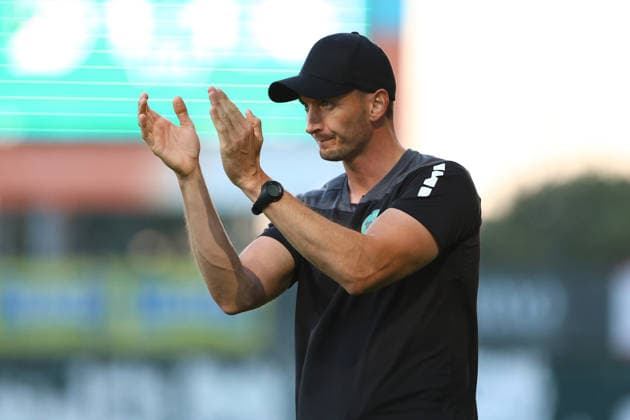 Kevin Rodewald (Trainer, VfB Lübeck) Fußball I Herren I Regionalliga Nord I Saison 2026-2027 I 5. Spieltag I VfB Lübeck - Hamburger SV U21, U 21 I 26.08.2026 I Stadion an der Lohmühle *** Kevin Rodewald, Coach, VfB Lübeck Men s Soccer I Regionalliga Nord I 2026–2027 Season I Matchday 5 I VfB Lübeck vs. Hamburger SV U21 I August 26, 2026 I Stadion an der Lohmühle