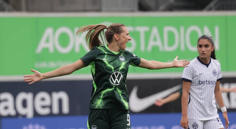 Lara Prasnikar (VfL Wolfsburg) jubelt Fussball, Frauen, Saison 2026 2027, Womens Champions LeagueQualifikation, 3.Runde, VfL Wolfsburg gegen Inter Mailand, 2-0
