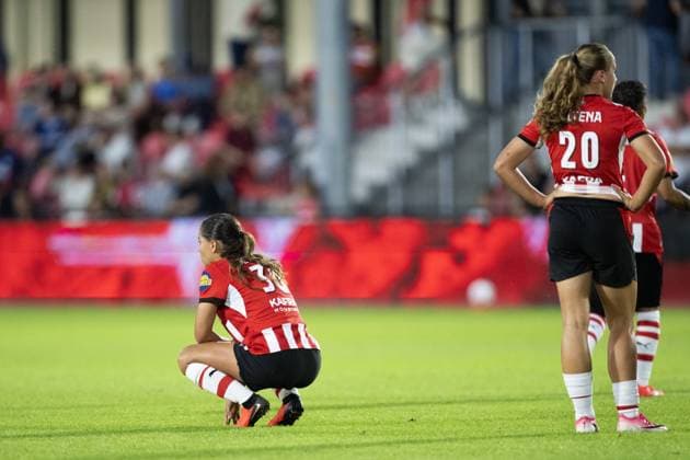 EINDHOVEN , 26-08-2026 , de Herdgang Stadium , Champions League women , knockout phase match 1 of 2 , season 2026 2027 , PSV - HB Koge , picture shows PSV women player Rosalie Renfurm and PSV women player Aymee Altena after the match PSV - HB Koge (women) (0-1) PSV - HB Koge (women)  x206069291x Copyright: