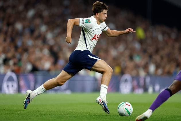 Mikey Moore of Tottenham Hotspur Tottenham Hotspur v Charlton Athletic, EFL Carabao Cup, Second Round, Football, Tottenham Hotspur Stadium, London, UK - 26 Aug 2026London Tottenham Hotspur Stadium United Kingdom EDITORIAL USE ONLY No use with unauthorised audio, video, data, fixture lists, club league logos or live services. Online in-match use limited to 120 images, no video emulation. No use in betting, games or single club league player publications. Copyright: xMattxImpey Shutterstockx 17115050aj