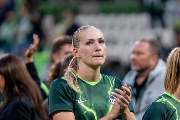 Deutschland, Fussball, UEFA, Womens Champions League, Qualifikation, 3. Runde, Hinspiel 2026 2027: VfL Wolfsburg - FC Internazionale Mailand am 26.08. in Wolfsburg (AOK-Stadion): Camilla Küver (VfL Wolfsburg, 16) nach dem Spiel. Copyright: xSvenxHeidmannx