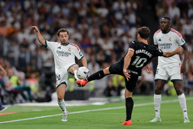 RECORD DATE NOT STATED Bernardo Silva (Real Madrid CF) and Mikel Oyarzabal (Real Sociedad) battle for the ball during the LaLiga EA Sports match between Real Madrid CF and Real Sociedad de Futbol at Estadio Santiago BernabÃ u on August 26, 2026 in Madrid, Spain. (Photo by Manu Reino DeFodi Images) -