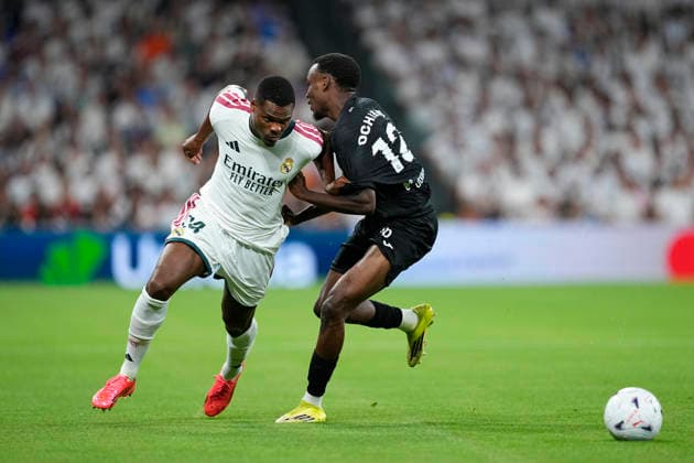 August 26, 2026, Madrid, Madrid, Spain: Denzel Dumfries of Real Madrid CF and Job Ochieng of Real Sociedad in action during the Spanish League, LaLiga EA Sports, football match played between Real Madrid and Real Sociedad at Bernabeu stadium on August 26, 2026, in Madrid, Spain. Madrid Spain - ZUMAa181 20260826_zaa_a181_084 Copyright: xOscarxJ.xBarrosox