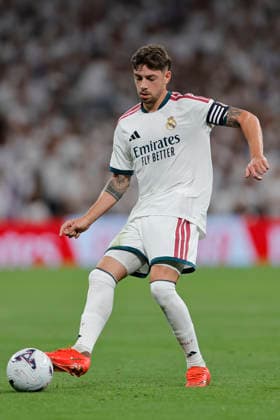 RECORD DATE NOT STATED Federico Valverde (Real Madrid CF) controls the ball during the LaLiga EA Sports match between Real Madrid CF and Real Sociedad de Futbol at Estadio Santiago BernabÃ u on August 26, 2026 in Madrid, Spain. (Photo by Manu Reino DeFodi Images) -