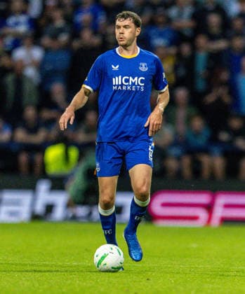 Preston North End v Everton Carabao Cup Michael Keane of Everton on the ball during the Carabao Cup Second Round match at Deepdale, Preston 26 08 2026 UK Newspapers OUT Copyright: xJamesxHarrisonx FIL-23830-0009