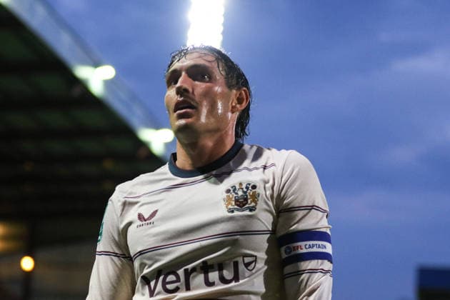 BRADFORD, ENGLAND - AUGUST 26: Connor Roberts of Burnley during the Carabao Cup match between Bradford City and Burnley at Valley Parade on August 26, 2026 in Bradford, England. Copyright: xSeanxChandlerx xSPPx Sportspressphoto_SPR216414