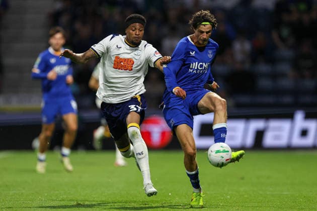 26th August 2026; Deepdale, Preston, England; Carabao Cup Football, Preston North End versus Everton; Merlin Rohl of Everton passes the ball whilst under pressure from Delano Burgzorg of Preston North End AidanxHunter