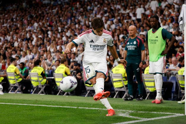 RECORD DATE NOT STATED Arda Guler (Real Madrid CF) shoot during the LaLiga EA Sports match between Real Madrid CF and Real Sociedad de Futbol at Estadio Santiago BernabÃ u on August 26, 2026 in Madrid, Spain. (Photo by Manu Reino DeFodi Images) -