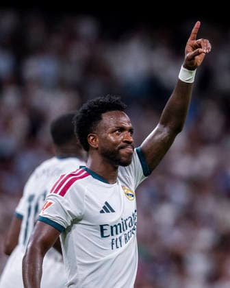 Real Madrid CF v Real Sociedad Vinicius Junior of Real Madrid CF celebrates his goal during the LaLiga EA Sports football match between Real Madrid CF and Real Sociedad at Estadio Bernabeu on August 26, 2026 in Madrid, Spain. Madrid Estadio Bernabeu Madrid Spain Copyright: xAlbertoxGardinx AGardin_20260826_Foot_Liga_Rea_Mad_Rea_Soc_0183