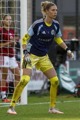 AMSTERDAM , 26-08-2026, Sportcomplex De Toekomst , Champions League Women , football , Third qualifying round 1st leg season 2026 2027 , match between Ajax and Real Madrid (women) , picture shows Ajax goalkeeper Danae van der Vliet Ajax - Real Madrid (women)  x206072323x Copyright: