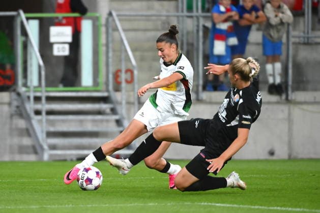 SOSNOWIEC 26.08.2026 MECZ III RUNDA KWALIFIKACJI LIGA MISTRZOW SEZON 2026 27 CZARNI SOSNOWIEC - OUD-HEVERLEE LEUVEN -- UEFA WOMEN S CHAMPIONS LEAGUE QUALIFYING THIRD ROUND MATCH CZARNI SOSNOWIEC - OUD-HEVERLEE LEUVEN KIM EVERAERTS FOT. KRZYSZTOF HELIOS 400MM NEWSPIX.PL --- newspix.pl 