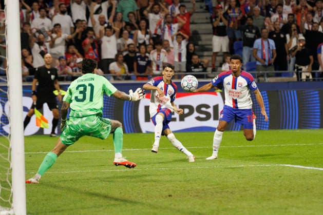 Ederson, Tyler Morton and Zachary Athekame seen during UEFA Champions League play off qualifying game between teams of Olympique Lyon and Fenerbahce SK (Quentin Montiel-Font Ball Raw Images) DÃ cines-Charpieu Groupama Stadium France Copyright: xQuentinxMontiel-Fontx quentinmontielfont_lyon_fenerbahce_2627-7-2