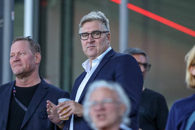 GER, Frankfurt, Eintracht Frankfurt vs Paris Saint-Germain, UEFA Womens Champions League, Fussball, UEFA, Spielzeit 2026 2027, Stadion am Brentanobad, 3. Quali-Runde, Hinspiel im Bild: Axel Hellmann (Vorstand Eintracht Frankfurt) DFB DFL REGULATIONS PROHIBIT ANY USE OF PHOTOGRAPHS AS IMAGE SEQUENCES AND OR QUASI-VIDEO, 26.08.2026 Copyright: HMBxMedia HendrikxHamelau