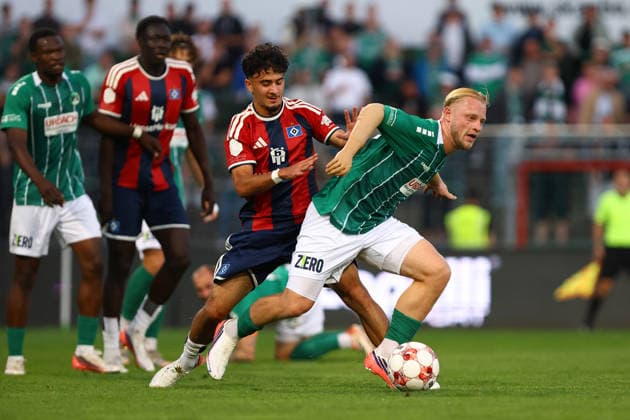 8 Tom Kankowski (VfB Lübeck), 23 Mehmet YÄ±ldÄ±rÄ±m (Hamburger SV U21, U 21 Fußball I Herren I Regionalliga Nord I Saison 2026-2027 I 5. Spieltag I VfB Lübeck - Hamburger SV U21 I 26.08.2026 I Stadion an der Lohmühle *** 8 Tom Kankowski, VfB Lübeck, 23 Mehmet Yildirim Hamburger SV U21 Soccer I Men s I Regionalliga Nord I 2026–2027 Season I Matchday 5 I VfB Lübeck vs. Hamburger SV U21 I August 26, 2026 I Stadion an der Lohmühle