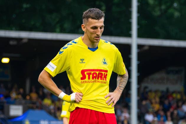 Steffen Rohwedder (SV Atlas Delmenhorst, 28), enttäuscht, erschöpft, Deutschland: Fussball, Regionalliga Nord, Saison 2026 27, 5. Spieltag, 26.08.2026, SV Atlas Delmenhorst vs BSV Kickers Emden, Stadion an der Düsternortstraße (Delmenhorst, Niedersachsen) Copyright: xLeonxFrickx
