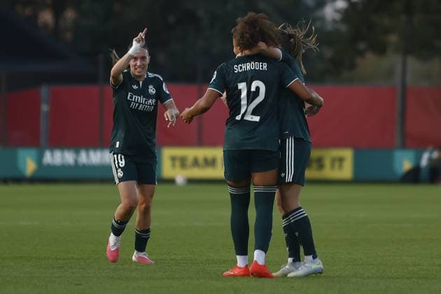 AMSTERDAM , 26-08-2026, Sportcomplex De Toekomst , Champions League Women , football , Third qualifying round 1st leg season 2026 2027 , match between Ajax and Real Madrid (women) , picture shows Real Madrid player Eva Navarro , Real Madrid player Felicia Schröder Ajax - Real Madrid (women)  x206075736x Copyright: