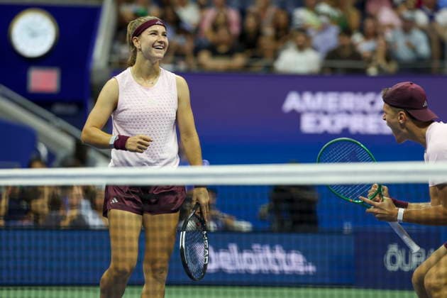 2026 US Open Mixed Doubles Championship semifinals Karolina Muchova (L) and Jakub Mensik (R) of Czechia react to winning the semifinal round of the Mixed Doubles Championship against Mirra Andreeva and Andrey Rublev of Russia at the Arthur Ashe Stadium in the USTA Billie Jean King National Tennis Center in Flushing Meadows, New York, USA, 26 August 2026. FLUSHING MEADOWS NEW YORK UNITED STATES  Copyright: xSARAHxYENESELx