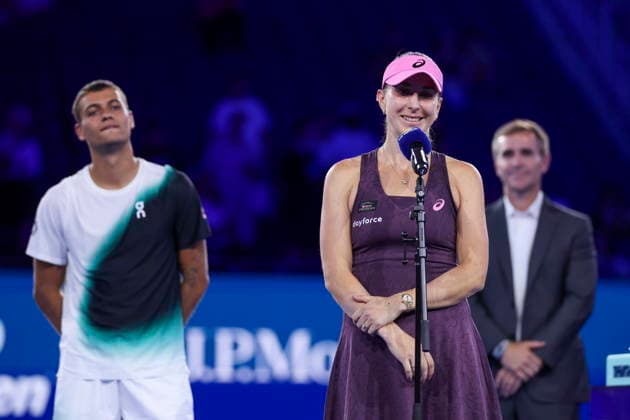 2026 US Open Mixed Doubles Championship Belinda Bencic (R) of Switzerland and Flavio Cobolli (L) of Italy speak to the audience after the final round of the Mixed Doubles Championship against Jakub Mensik and Karolina Muchova of Czechia at the Arthur Ashe Stadium in the USTA Billie Jean King National Tennis Center in Flushing Meadows, New York, USA, 26 August 2026. FLUSHING MEADOWS NEW YORK UNITED STATES  Copyright: xSARAHxYENESELx