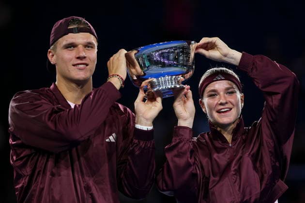 2026 US Open Mixed Doubles Championship Jakub Mensik (L) and Karolina Muchova (R) of Czechia pose with their trophy after winning the final round of the Mixed Doubles Championship against Belinda Bencic of Switzerland and Flavio Cobolli of Italy at the Arthur Ashe Stadium in the USTA Billie Jean King National Tennis Center in Flushing Meadows, New York, USA, 26 August 2026. FLUSHING MEADOWS NEW YORK UNITED STATES  Copyright: xSARAHxYENESELx