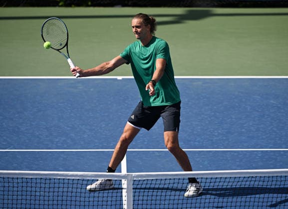 FLUSHING NY- AUGUST 26: Alexander Zverev is seen on the practice court during the 2026 US Open at the USTA Billie Jean King National Tennis Center on August 26, 2026 in Flushing Queens. Copyright: xmpi04 MediaPunchx