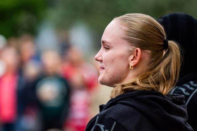 26.08.2026, GER, Handball, Frauen, Saison 2026 2027, Alsco 1.Bl, Thüringer HC Saisoneröffnung Laura Kuske (Thueringer HC,11) Der Thüringer HC hatte seine Fans Presse zum Saisonstart geladen. Neben einigen Talks, unter anderen mit dem Trainerteam um Herbert Müller, wurde auch die neue Mannschaft für die Saison 26 27 vorgestellt. Im Anschluss konnten die Fans noch Autogramme sammeln sowie gemeinsame Fotos mit den Spielerinnen machen. 99947 Bad Langensalza Kurpark am Frederikenschlössche Thüringen Deutschland *** August 26, 2026, GER, Handball, Women, 2026–2027 Season, Alsco 1st Division, Thüringer HC Season Opener Laura Kuske Thüringer HC, 11 The Thüringer HC invited its fans and the press to the season opener. In addition to several talks, including one with the coaching staff led by Herbert Müller, the new team for the 2026–2027 season was also introduced. Afterward, fans had the opportunity to collect autographs and take group photos with the players. 99947 Bad Langensalza, Kurpark am Frederikenschlössche, Thuringia, Germany