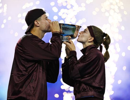 Karolína Muchová Jakub Menöík pose with the Championship Trophy after defeating Belinda Bencic Flavio Cobolli, 6-3, 1-6, 10-6 in Arthur Ashe Stadium on the Tuesday before the 2026 US Open Tennis Championship at the USTA Billie Jean King National Tennis Center in New York City on Tuesday, August 26, 2026.  NYP20260826306 LARRYxMARANO