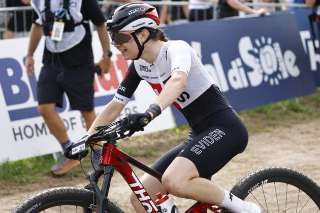 27.08.2026, Daolasa di Commezzadura, Val di Sole Bikeland, 2026 UCI MTB World Championship, WM, Weltmeisterschaft Women U23 s XCC (cross country short track) Monique Halter 10 (SUI) 1st place, World Champion and gold medal Daolasa di Commezzadura Val di Sole Bikeland Trento Italy Copyright: xJustPictures.ch FrancescoxMinghettix jp-en-FrMi-_NG_1094