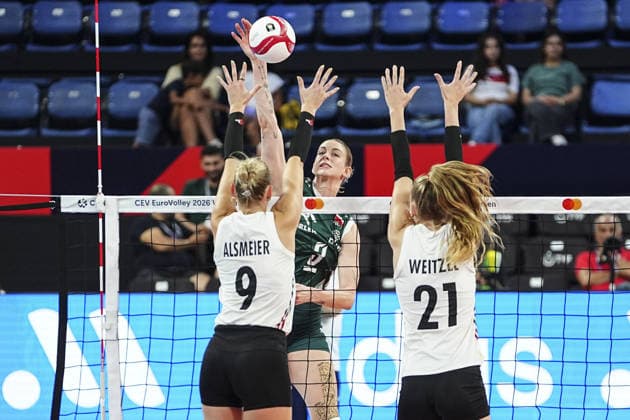 Poland v Germany - CEV EuroVolley 2026 ISTANBUL, TURKIYE - AUGUST 27: Magdalena Stysiak (3) of Poland in action against Lina Alsmeier (9) of Germany during the CEV EuroVolley 2026 Women Group A match between Poland and Germany at Sinan Erdem Dome in Istanbul, Turkiye on August 27, 2026. Agit Erdi Ulukaya Anadolu Istanbul Turkey. Editorial use only. Please get in touch for any other usage.  Copyright: x2026xAnadoluxAgitxErdixUlukayax