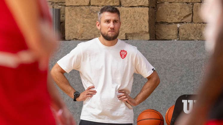 Im Bild: Co-Trainer Marcin Wit (Wuerzburg Baskets) 27.08.2026, Medientraining der Fitness First Wuerzburg Baskets 2026-27, Deutschland, Wuerzburg, Trainingszentrum, Copyright: HMBxMedia xJulienxBecker