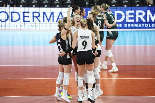 Poland v Germany - CEV EuroVolley 2026 ISTANBUL, TURKIYE - AUGUST 27: Players of Germany celebrate after a score during the CEV EuroVolley 2026 Women Group A match between Poland and Germany at Sinan Erdem Dome in Istanbul, Turkiye on August 27, 2026. Agit Erdi Ulukaya Anadolu Istanbul Turkey. Editorial use only. Please get in touch for any other usage.  Copyright: x2026xAnadoluxAgitxErdixUlukayax