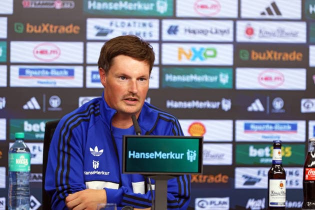 Bundesliga 1. Spieltag Borussia Dortmund - Hamburger SV 27.08.2026 Pressekonferenz vor dem Spiel Trainer Merlin Polzin (Hamburger SV) *** Bundesliga Matchday 1: Borussia Dortmund vs. Hamburger SV, August 27, 2026—Pre-game press conference with Hamburger SV coach Merlin Polzin