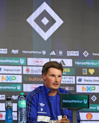 Bundesliga 1. Spieltag Borussia Dortmund - Hamburger SV 27.08.2026 Pressekonferenz vor dem Spiel Trainer Merlin Polzin (Hamburger SV) *** Bundesliga Matchday 1: Borussia Dortmund vs. Hamburger SV, August 27, 2026—Pre-game press conference with Hamburger SV coach Merlin Polzin