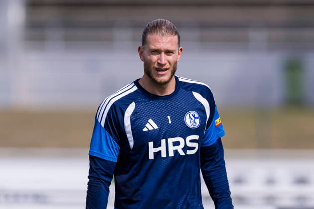 27.08.2026, Fussball, Training des FC Schalke 04. Torwart Loris Karius (FC Schalke 04). Gelsenkirchen Trainingsgelände FC Schalke 04 NRW Deutschland xRHR-FOTO YYx *** August 27, 2026, Soccer, FC Schalke 04 goalkeeper Loris Karius in training; FC Schalke 04, Gelsenkirchen; FC Schalke 04 training facility; North Rhine-Westphalia, Germany; xRHR PHOTO YYx Copyright: RHR-FOTOx RHR-FOTO YY