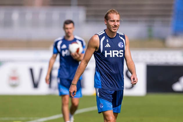 27.08.2026, Fussball, Training des FC Schalke 04. Timo Becker (FC Schalke 04). Gelsenkirchen Trainingsgelände FC Schalke 04 NRW Deutschland xRHR-FOTO YYx *** August 27, 2026, Soccer, FC Schalke 04 practice Timo Becker FC Schalke 04 Gelsenkirchen FC Schalke 04 training facility NRW Germany xRHR PHOTO YYx Copyright: RHR-FOTOx RHR-FOTO YY