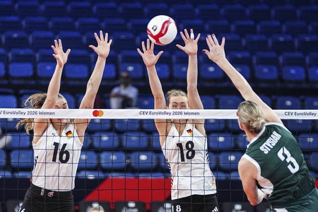 Poland v Germany - CEV EuroVolley 2026 ISTANBUL, TURKIYE - AUGUST 27: Magdalena Stysiak (3) of Poland in action against Leana Grozer (18) of Germany during the CEV EuroVolley 2026 Women Group A match between Poland and Germany at Sinan Erdem Dome in Istanbul, Turkiye on August 27, 2026. Agit Erdi Ulukaya Anadolu Istanbul Turkey. Editorial use only. Please get in touch for any other usage.  Copyright: x2026xAnadoluxAgitxErdixUlukayax