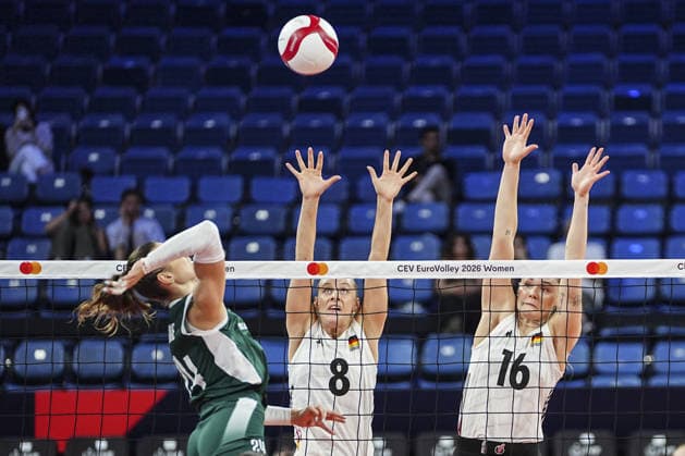 Poland v Germany - CEV EuroVolley 2026 ISTANBUL, TURKIYE - AUGUST 27: Monika Lampkowska (14) of Poland in action against Hannah Kohn (8) of Germany during the CEV EuroVolley 2026 Women Group A match between Poland and Germany at Sinan Erdem Dome in Istanbul, Turkiye on August 27, 2026. Agit Erdi Ulukaya Anadolu Istanbul Turkey. Editorial use only. Please get in touch for any other usage.  Copyright: x2026xAnadoluxAgitxErdixUlukayax