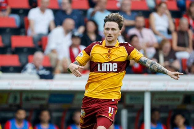 Alexander Lowry (Motherwell FC, 11) , Deutschland, Fussball, UEFA Conference League, Play-offs, 2026 2027, SC Freiburg vs. Motherwell FC, 27.08.2026, Freiburg im Breisgau Europa-Park Stadion Deutschland Copyright: xGrantxHubbsx