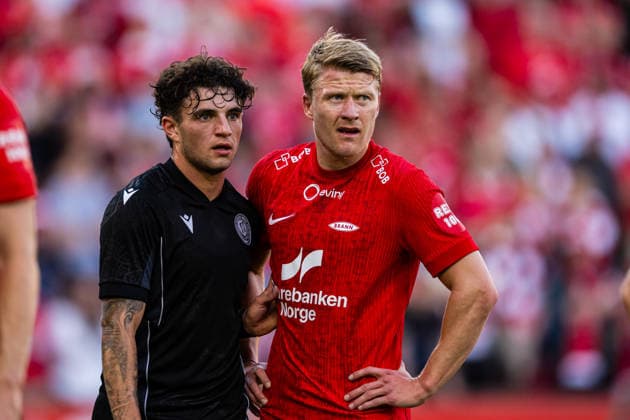 260827 Christos Zafeiris of PAOK and Kristian Eriksen of Brann during the UEFA Conference League play-off match between Brann and PAOK on August 27, 2026 in Bergen. Photo: Marius Simensen BILDBYRAN COP 238 bbeng brann football fotball fotboll paok play-off skb soccer uecl uefa conference league Copyright: MARIUSxSIMENSEN BB260827BB603