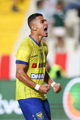 STVV s Ilias Sebaoui celebrates after scoring during a soccer game between Cypriot AC Omonia Nicosia and Belgian soccer team Sint-Truidense V.V., Thursday 27 August 2026 in Nicosie, Cyprus, on the return leg of the play-off round for the UEFA Europa League league phase. STVV won the first leg 1-0. BRUNOxFAHY  x184501957x