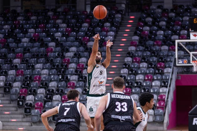 Testspiel: Telekom Baskets Bonn vs. VET-CONCEPT Gladiators Trier, 27.08.2026 Behnam Yakhchali Dehkordi (VET Concept Gladiators Trier 8) beim freien Dreier -- Testspiel: Telekom Baskets Bonn vs. VET-CONCEPT Gladiators Trier, 27.08.2026, Telekom Dome Bonn Copyright: xBEAUTIFULxSPORTS Derixx