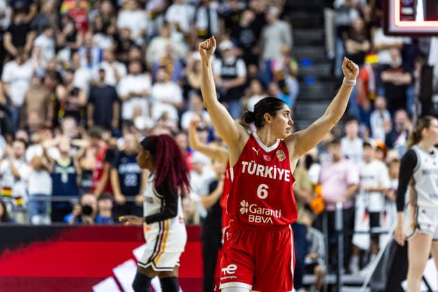 27.08.2026, GER, Testspiel, FIBA Women™s Basketball World Cup 2026 Köln, Deutschland-Türkei Göksen Fitik (Türkei, 6) jubelt Köln LANXESS arena Nordrhein-Westfalen Deutschland