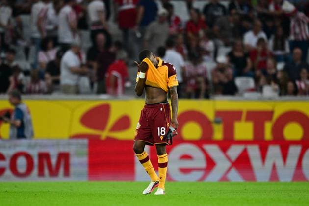 Tawanda Maswanhise of Motherwell appears dejected Freiburg v Motherwell, UEFA Conference League, Play-Off Round, Second Leg, Football, Europa-Park-Stadion, Freiburg, Germany - 27 Aug 2026Freiburg Europa-Park-Stadion Germany  Copyright: xMaxxKrause Shutterstockx 17118930ca