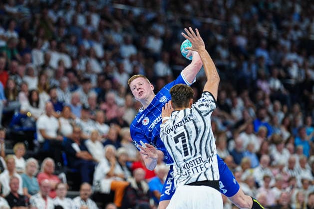 Wurf Tor Niels Gerardus Versteijnen (TBV Lemgo-Lippe, 25), Julian Köster (THW Kiel, 07) GER, THW Kiel vs. TBV Lemgo-Lippe, Handball, 1. Bundesliga, Spieltag 1, Saison 2026 2027, 27.08.2026 GER, THW Kiel vs. TBV Lemgo-Lippe, Handball, 1. Bundesliga, Spieltag 1, Saison 2026 2027, 27.08.2026 Kiel Copyright: xEibner-Pressefoto MarcelxvonxFehrnx EP_MFN
