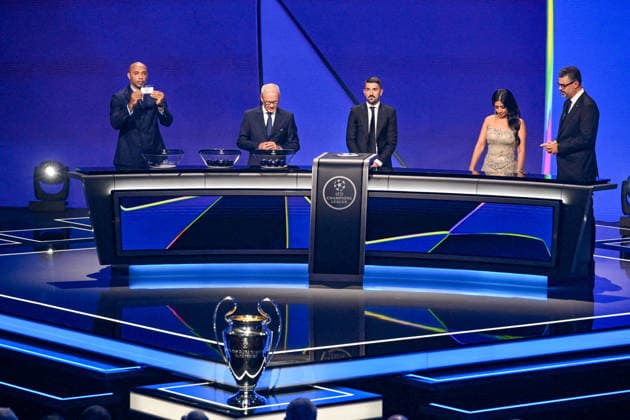 Thierry Henry, Giorgio Marchetti, David Villa, Reshmin Chowdhury et Pedro Pinto lors du tirage au sort de la phase de ligue de l’édition 2026-2027 de la Ligue des champions au Grimaldi Forum de Monaco, le 27 août 2026. Bruno Bebert Bestimage Photocallt ahead of the draw at Grimaldi Forum on August 27, 2026 in Monaco. Monaco Monaco  Copyright: xBrunoxBebertx xBestimagexBrunoxBebertx xBestimagex