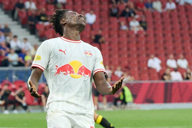 Salzburg, Österreich 27. August 2026: UEFA Europa League - 2026 2027 - Play-offs - Rückspiel - FC Red Bull Salzburg gegen Mjällby AIF Im Bild: Edmund Baidoo (RB) frustriert Red Bull Arena Copyright: xFotostandx xWassmuthx