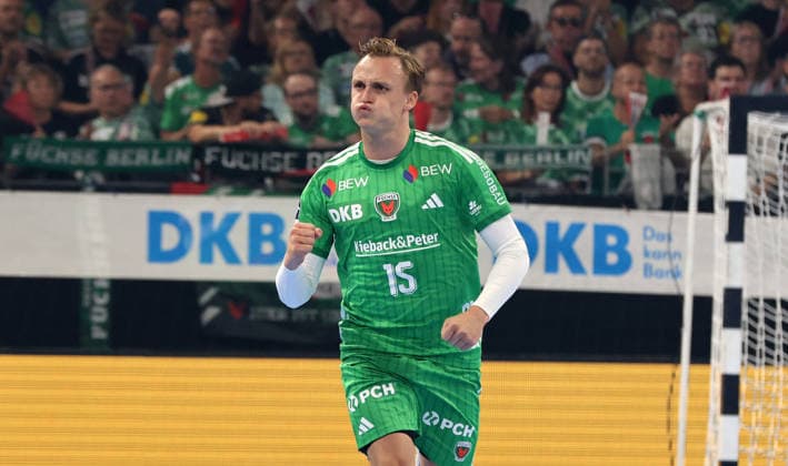 Tobias Schjoelberg Groendahl jubelt nach Tor Freude Emotion Jubel Handball HBL Bundesliga Herren 1. Spieltag Saison 2026 2027 27.08.2026 Füchse Berlin vs MT Melsungen