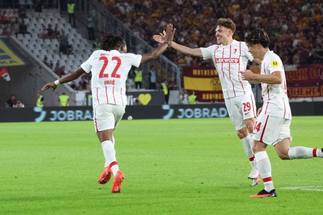 27.08.2026, xrekx, Fussball Conference League Quali, SC Freiburg - FC Motherwell v.l. Torjubel nach dem Tor zum celebrating the goal celebrate 3:1 durch Cyriaque Irie (SC Freiburg) mit Philipp Treu (SC Freiburg) Freiburg